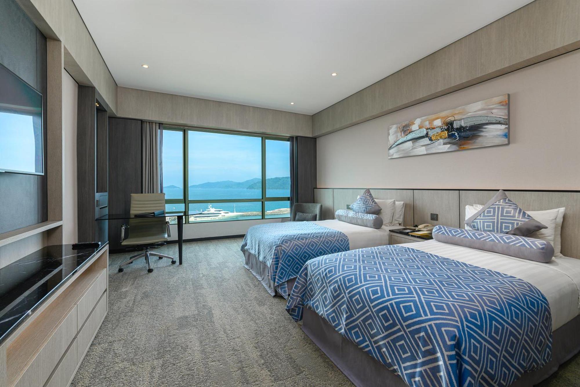 The Pacific Sutera Hotel Kota Kinabalu Exterior photo Deluxe Room