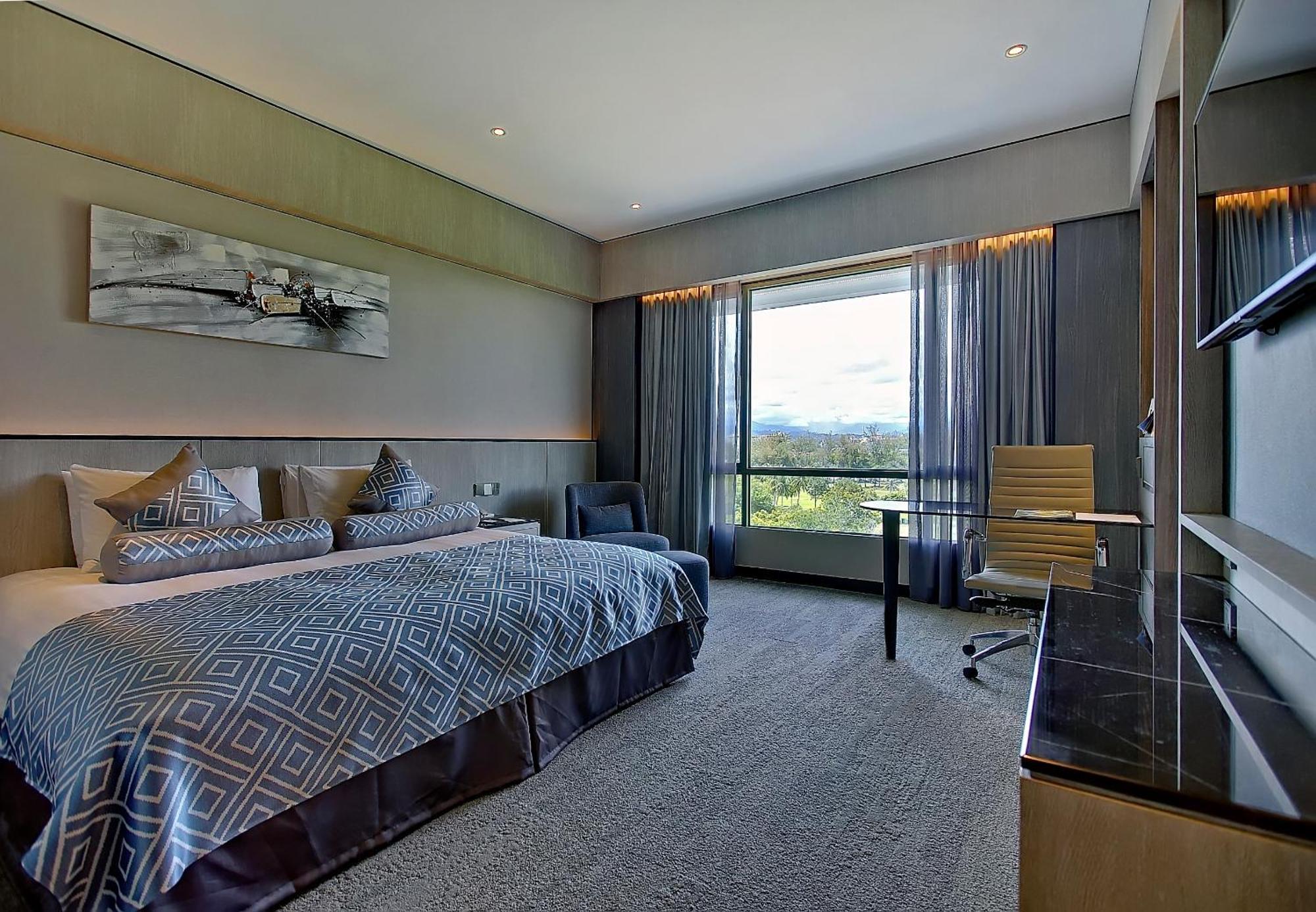 The Pacific Sutera Hotel Kota Kinabalu Exterior photo Deluxe Room