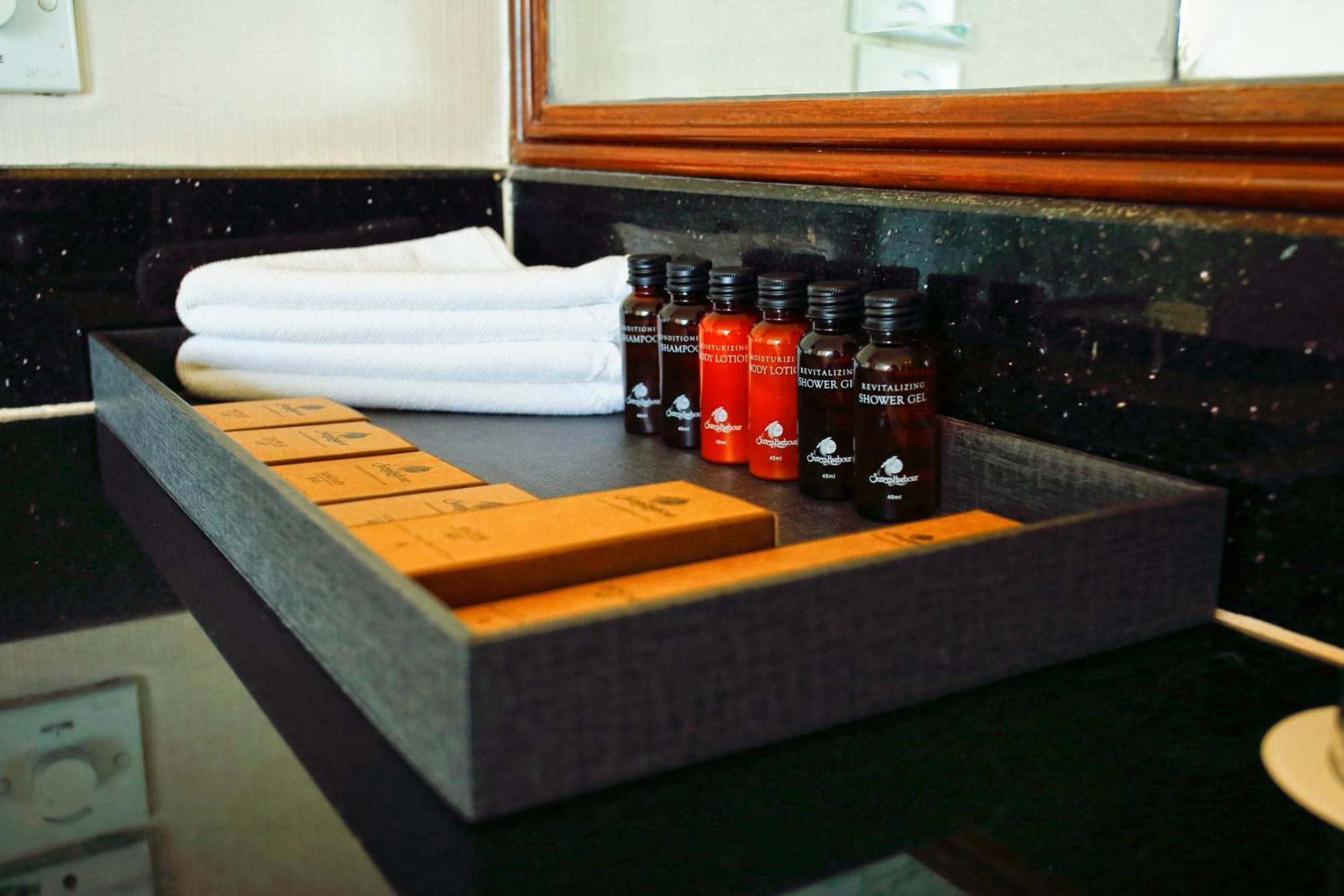 The Pacific Sutera Hotel Kota Kinabalu Exterior photo A bathroom tray